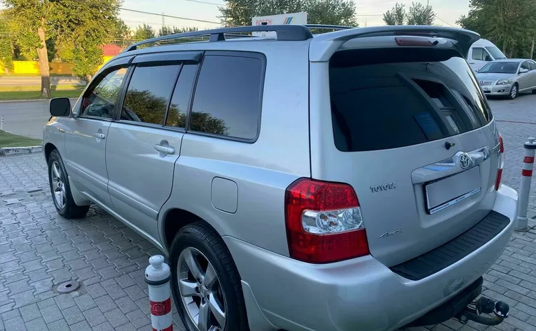 Toyota highlander