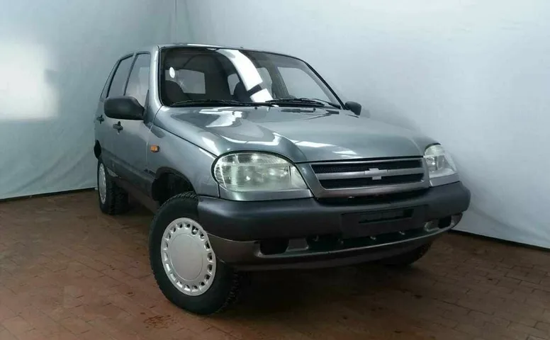 Chevrolet NIVA 1.7 MT (80 л.с.) 4WD