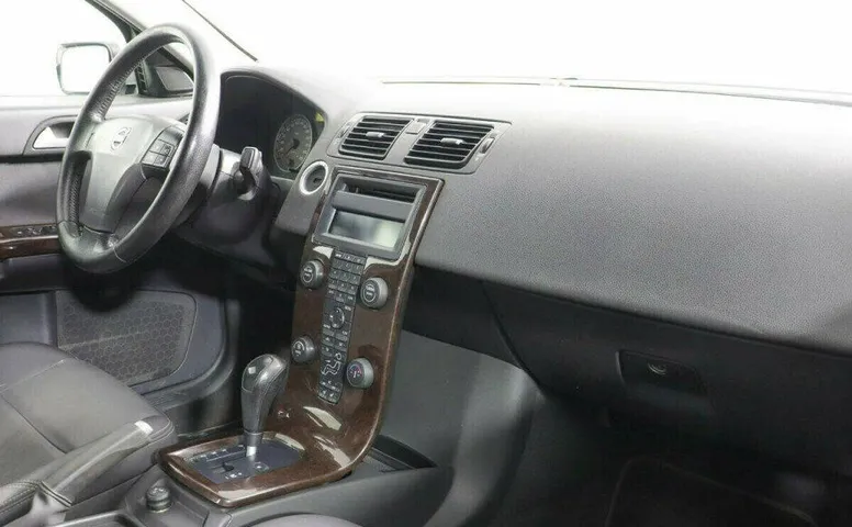 Volvo S40 2.4 Автомат