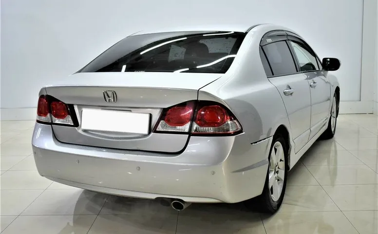 Honda Civic VIII Рестайлинг