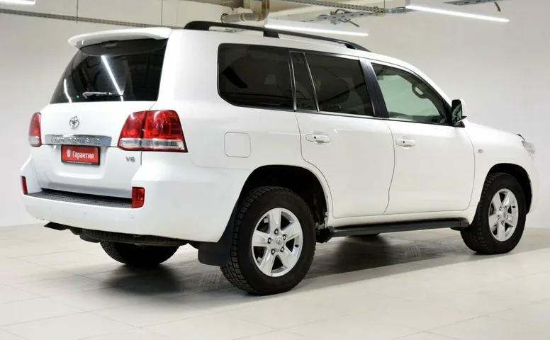 Toyota land cruiser 200 series