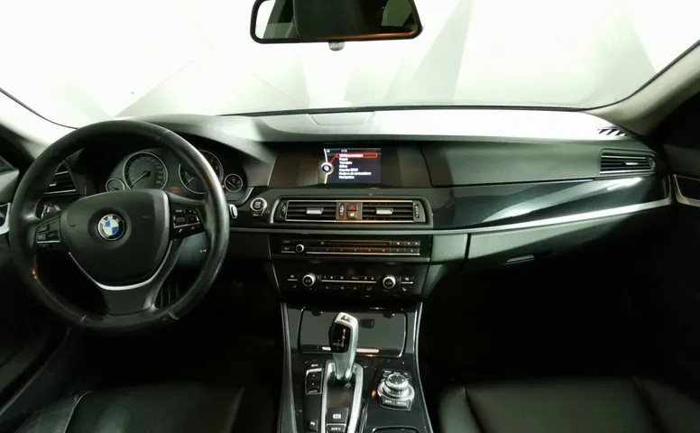 BMW 5 серия 520i Steptronic (184 л.с.) Синий