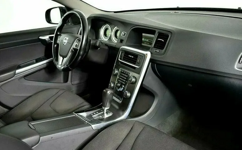 Volvo S60 1.6 Робот