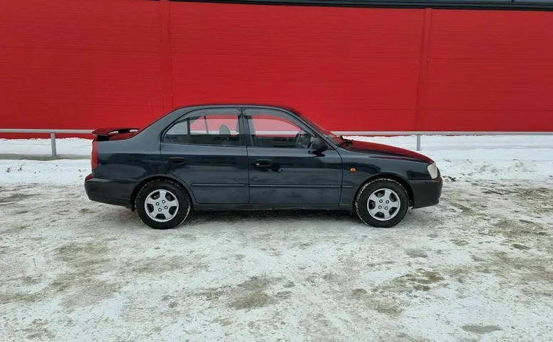 Hyundai ACCENT 1.5 MT (102 л.с.)