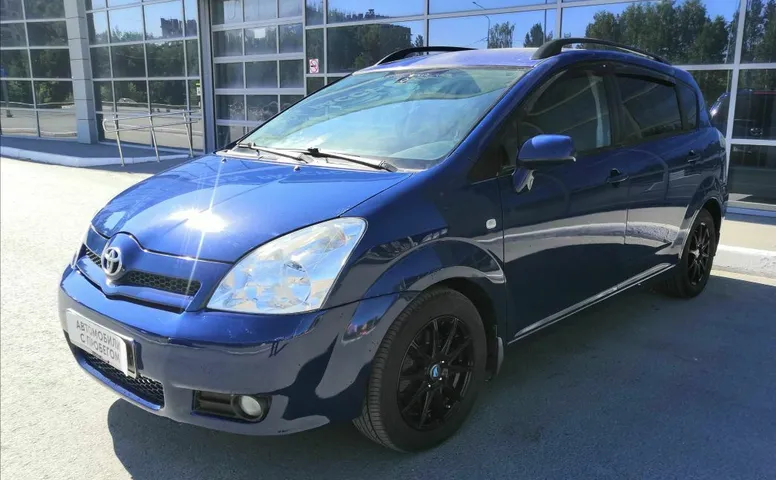 Toyota COROLLA_VERSO 1.8 AT (129 л.с.)