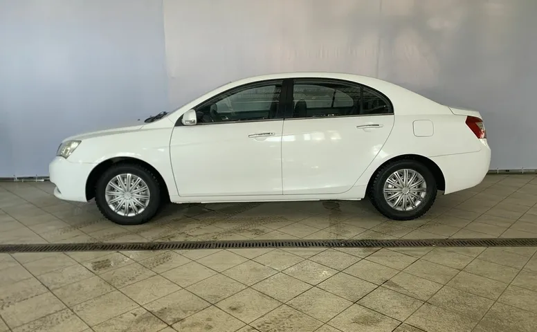 Geely EMGRAND 1.5 MT (98 л.с.)