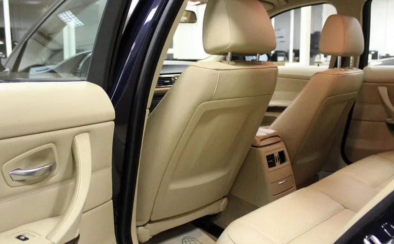 BMW 3 серия, V (E90)