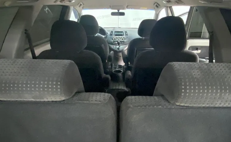 Mitsubishi Grandis
