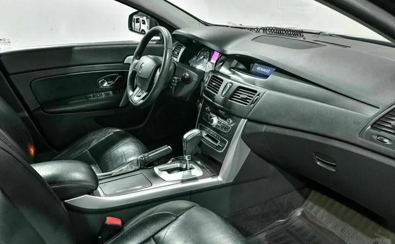 Renault latitude