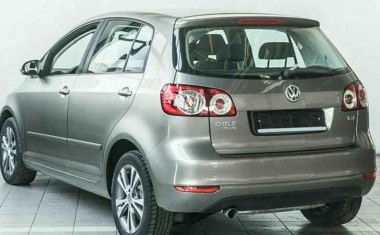 Volkswagen golf plus