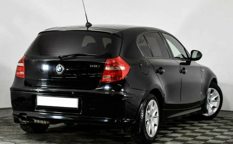 BMW 1 серия 2.0 Автомат