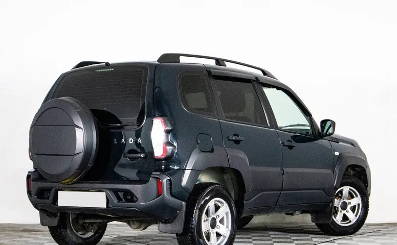 Lada (ваз) Niva Travel