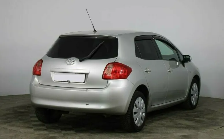 Toyota Auris I