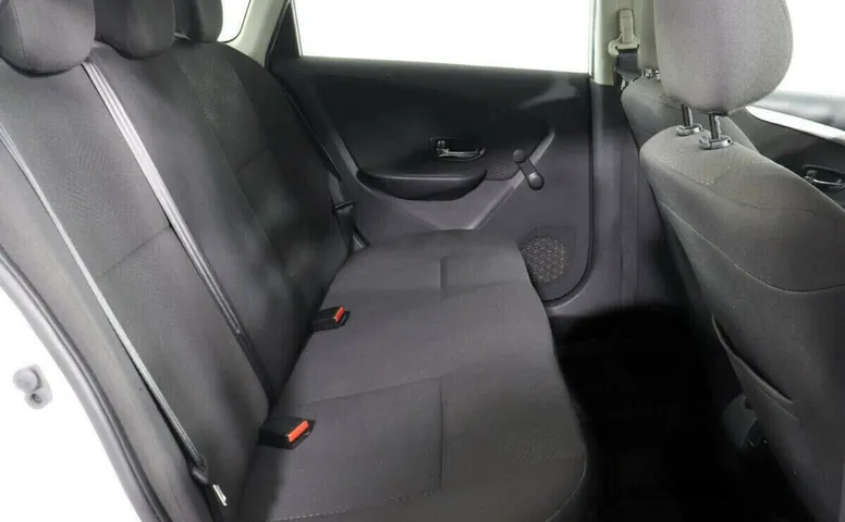 Nissan Almera III (G15)