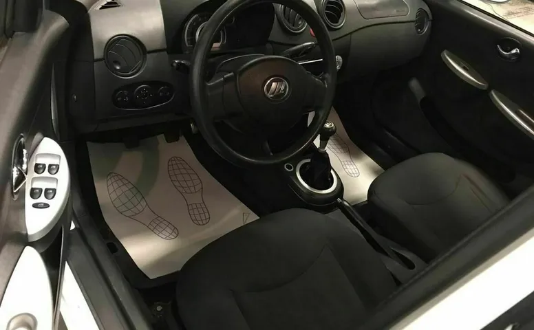 Lifan SMILY 1.3 MT (88 л.с.)