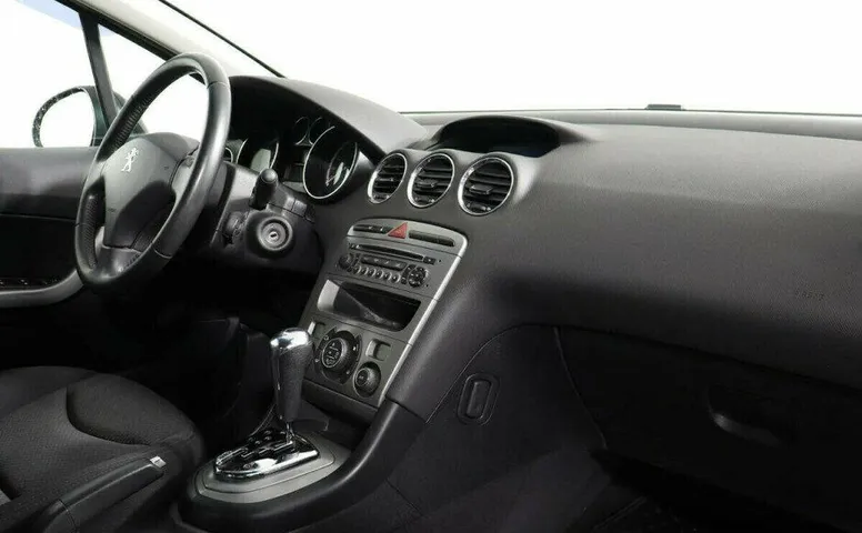 Peugeot 408 1.6 Автомат