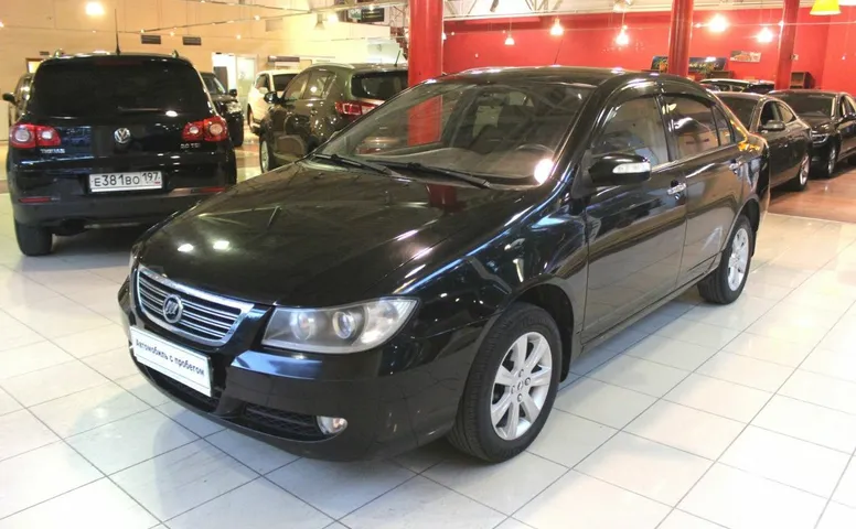 Lifan Solano I (620)