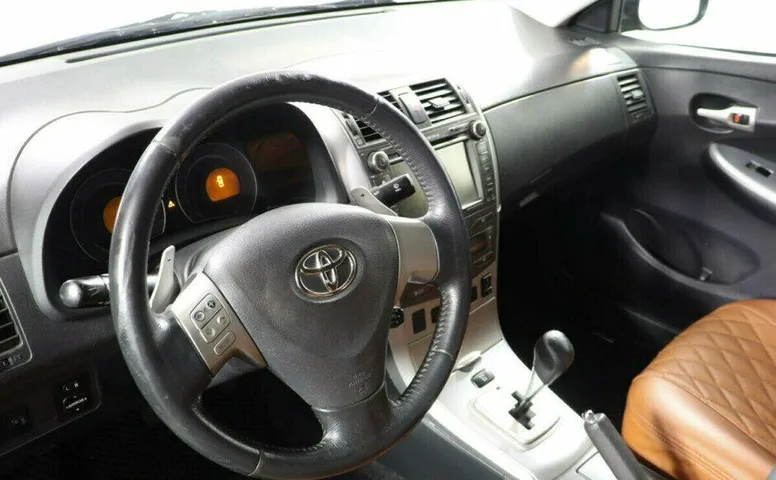 Toyota Corolla 1.6 Робот