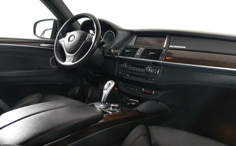 BMW X6 50i I (E71)