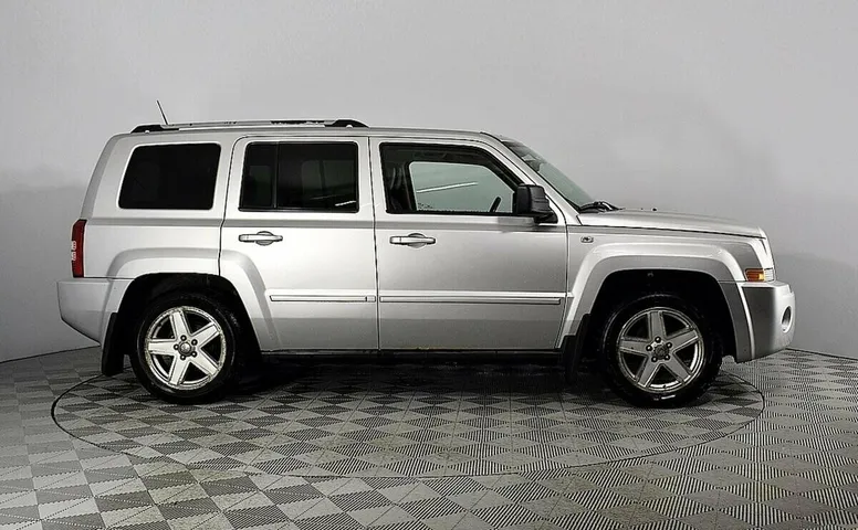 Jeep Liberty (Patriot)