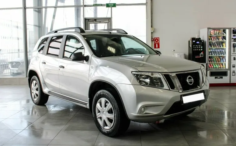 Nissan Terrano III (D10)