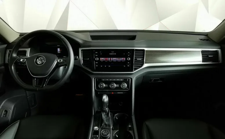 Volkswagen Teramont 2.0T AT 4Motion (220 л.с.) Status Белый