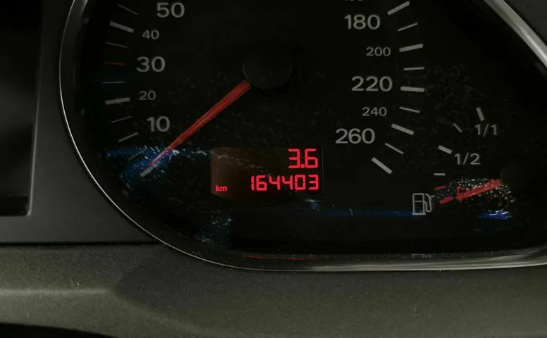 Audi A6 2.0 TDI multitronic (140 л.с.) Серый
