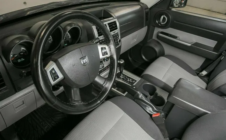 Dodge nitro
