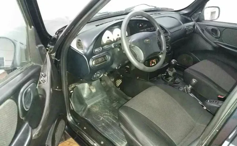 Chevrolet NIVA 1.7 MT (80 л.с.) 4WD