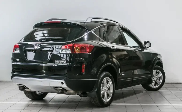 FAW Besturn X80