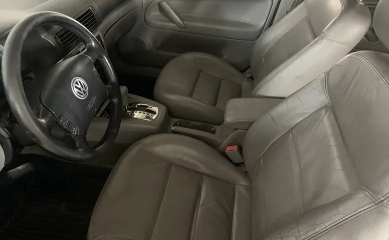 Volkswagen PASSAT 1.8 AT (170 л.с.)