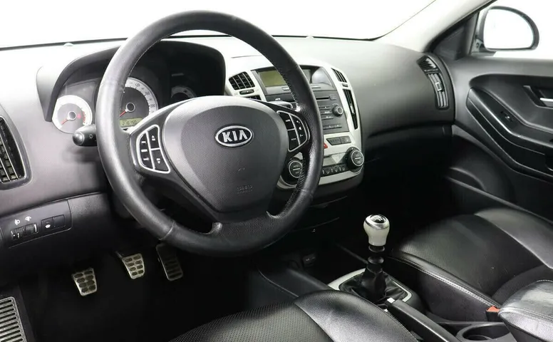 Kia Ceed I