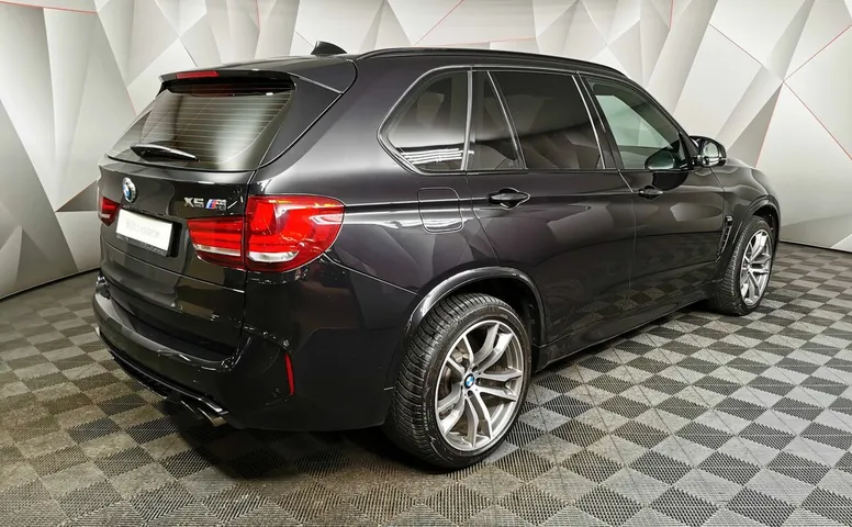 BMW X5 M 4.4 xDrive Steptronic (575 л.с.) Черный