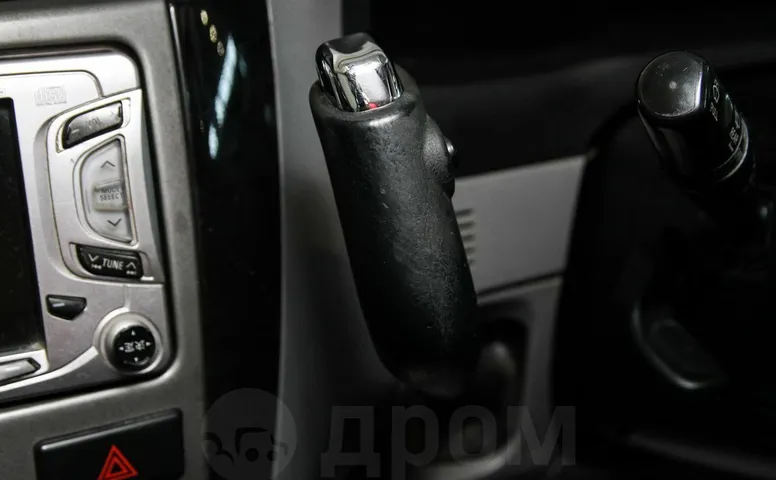 Toyota Ipsum, 2 поколение