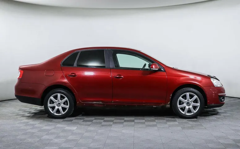 Volkswagen Jetta V