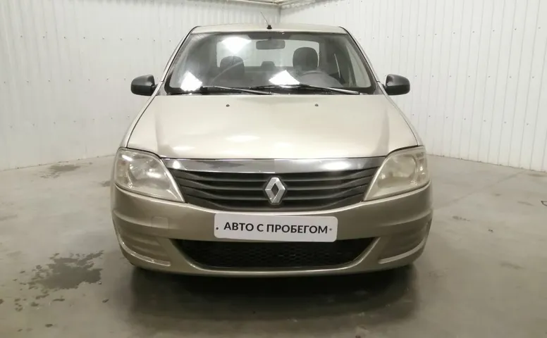 Renault LOGAN 1.4 MT (75 л.с.)
