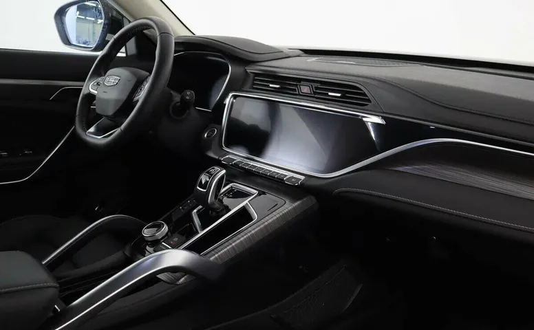 Geely atlas pro