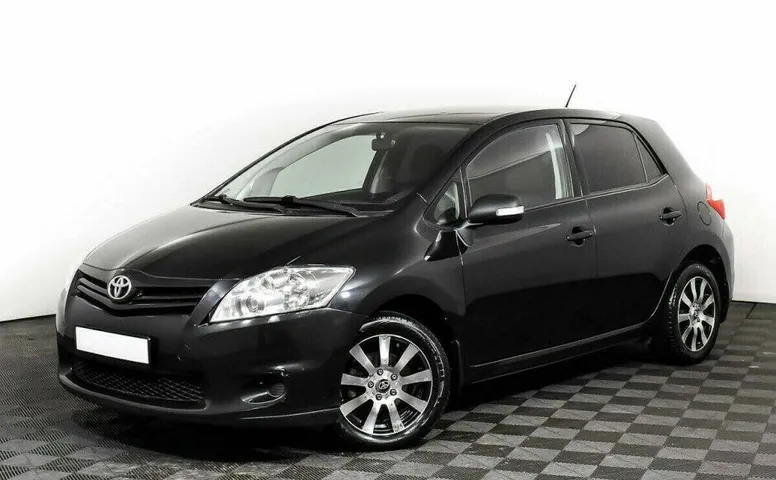 Toyota Auris 1.6 Автомат