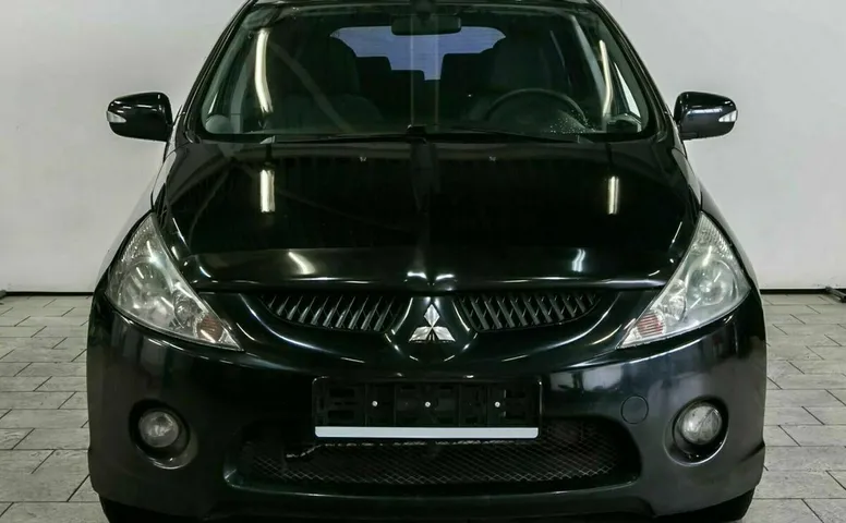 Mitsubishi grandis