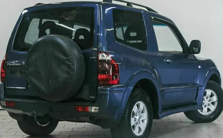 Mitsubishi pajero