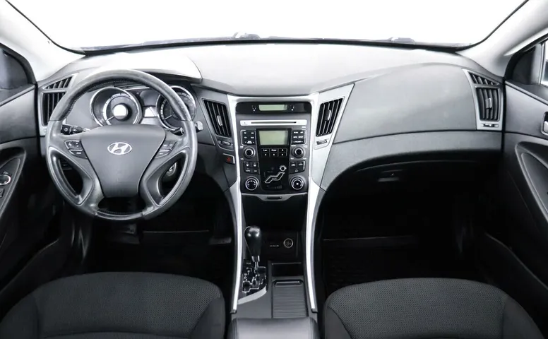 Hyundai Sonata 2.0 АКПП