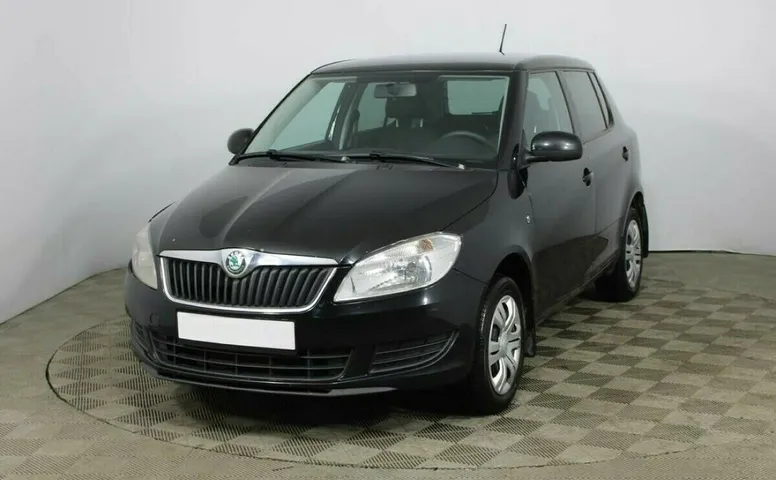 Skoda Fabia II Рестайлинг