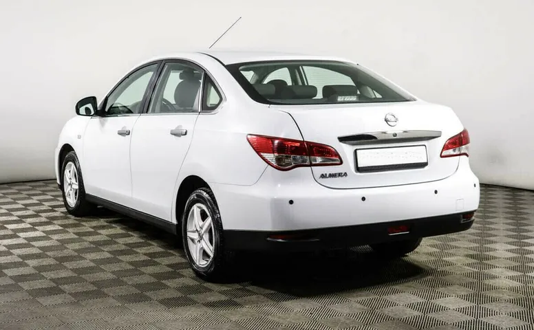 Nissan Almera III (G15)