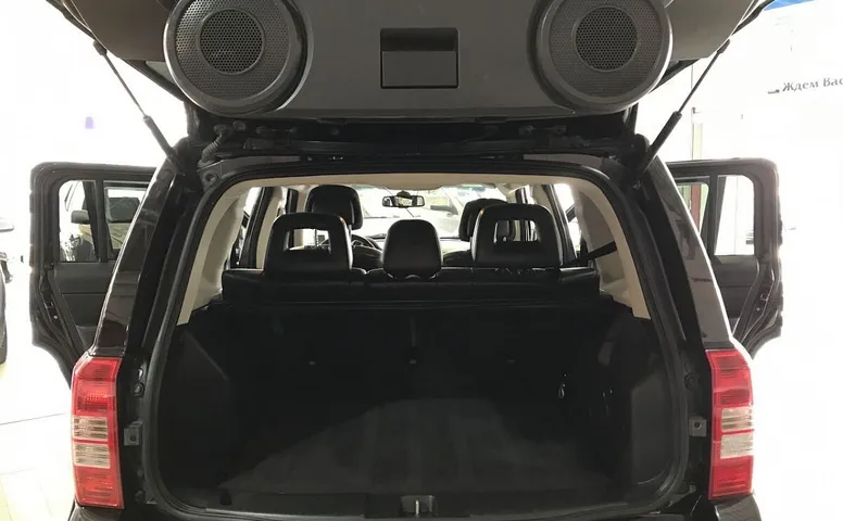 Jeep Liberty (Patriot)