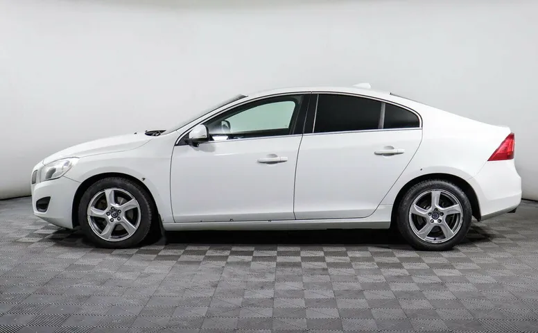 Volvo S60 II