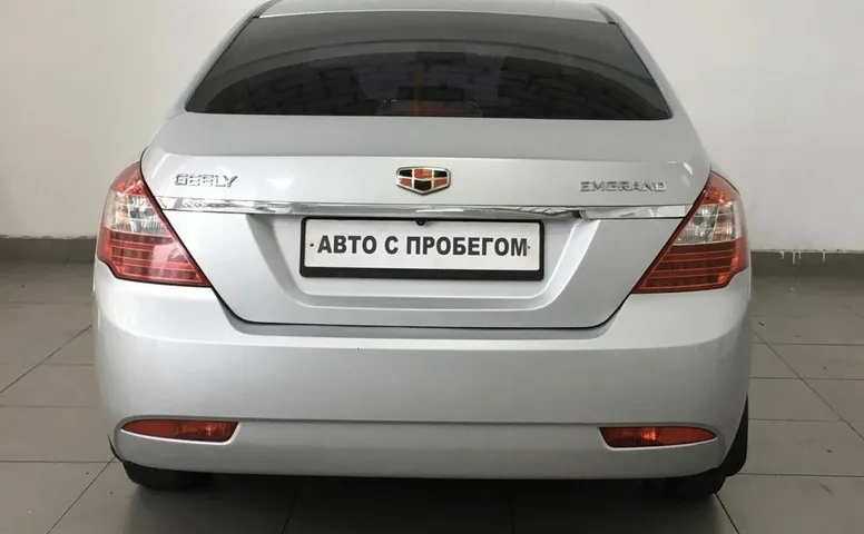 Geely EMGRAND 1.5 MT (98 л.с.)