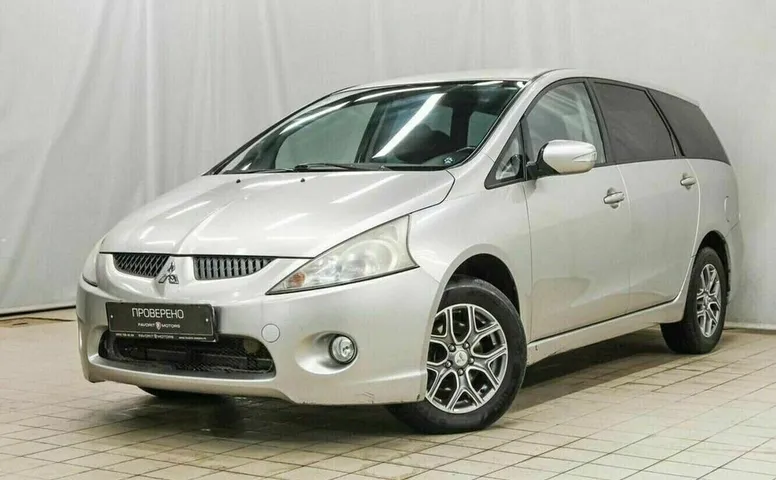 Mitsubishi grandis