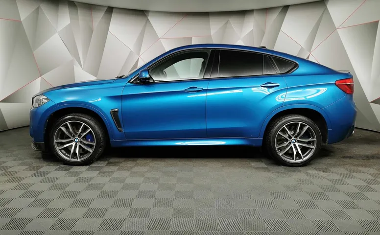 BMW X6 M 4.4 xDrive Steptronic (575 л.с.) Синий