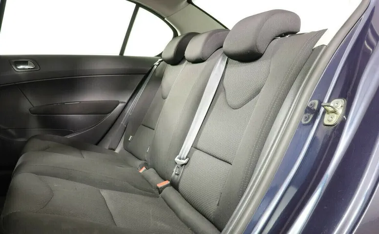 Peugeot 408 I
