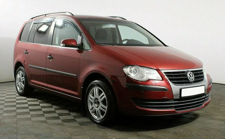 Volkswagen Touran 1.4 Робот
